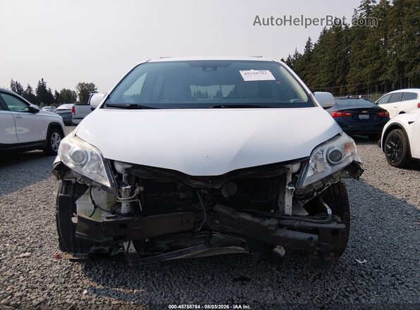 5TDKZ3DCXJS947338 2018 TOYOTA SIENNA White Vista interior trasera