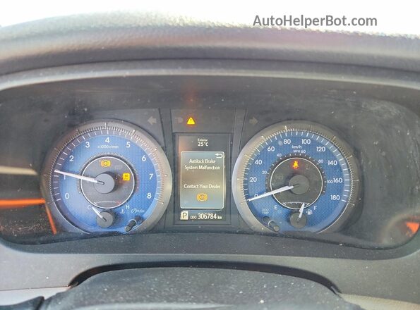 5TDKZ3DCXJS963457 2018 TOYOTA SIENNA Белый Вид щитка приборов