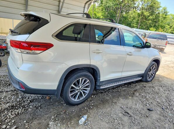 5TDKZRFH0KS316370 2019 TOYOTA HIGHLANDER White Tył prawy