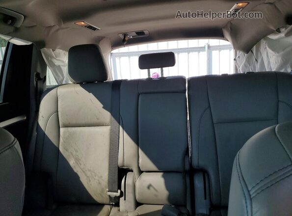 5TDKZRFH0KS364516 2019 TOYOTA HIGHLANDER Blue უკანა სავარძლების ხედი