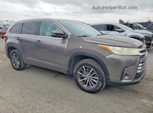 5TDKZRFH1JS543095 2018 TOYOTA HIGHLANDER Gray Przód prawy
