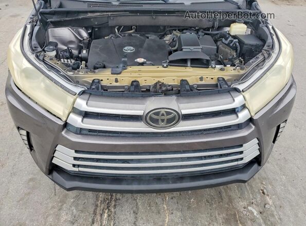 5TDKZRFH1JS543095 2018 TOYOTA HIGHLANDER Gray Widok komory silnika