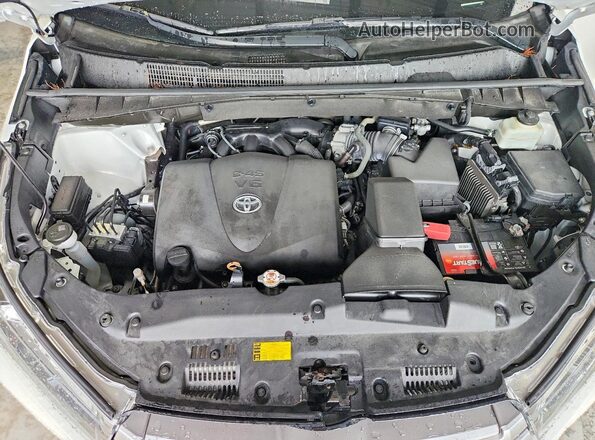 5TDKZRFH1JS546451 2018 TOYOTA HIGHLANDER White ძრავის განყოფილების ხედი