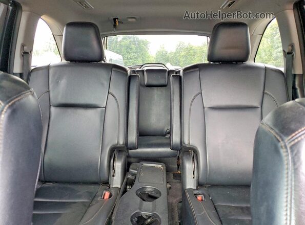 5TDKZRFH1KS554471 2019 TOYOTA HIGHLANDER Black Հետևի նստատեղերի տեսք