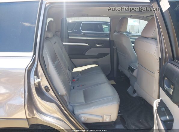 5TDKZRFH2JS549195 2018 TOYOTA HIGHLANDER Gray VIN კოდის სტიკერის ხედი