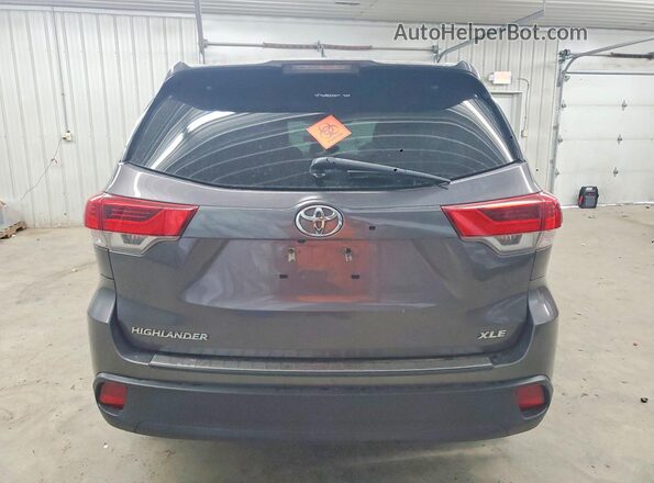 5TDKZRFH3KS557369 2019 TOYOTA HIGHLANDER Gray Widok z tyłu