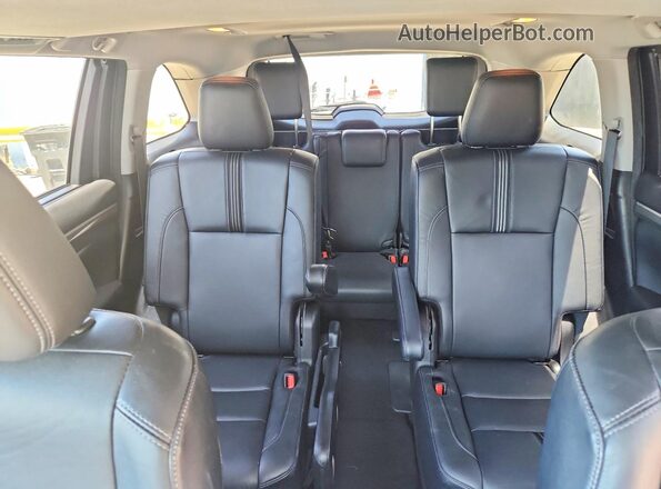 5TDKZRFH4JS282643 2018 TOYOTA HIGHLANDER Gray Հետևի նստատեղերի տեսք