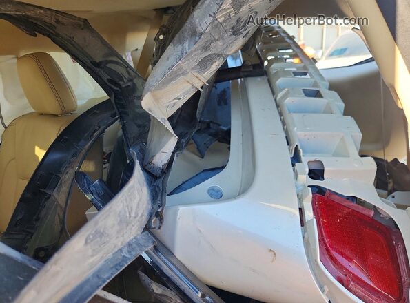 5TDKZRFH4JS546668 2018 TOYOTA HIGHLANDER White VIN კოდის სტიკერის ხედი