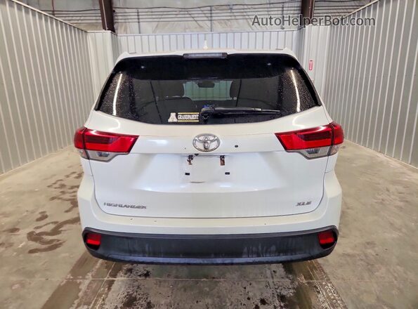 5TDKZRFH5KS314100 2019 TOYOTA HIGHLANDER White Հետևի տեսք