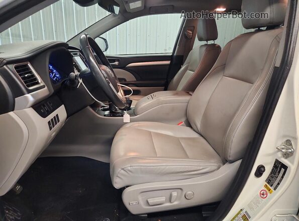 5TDKZRFH5KS314100 2019 TOYOTA HIGHLANDER White Սալոնի դիմացի տեսք