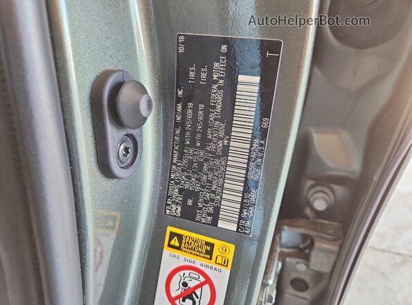 5TDKZRFH6KS296965 2019 TOYOTA HIGHLANDER Green 360 interior view