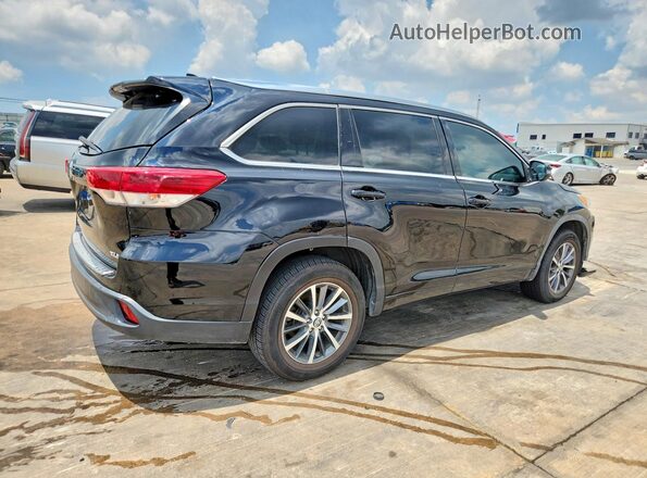 5TDKZRFH8JS531980 2018 TOYOTA HIGHLANDER Black Задня права чверть
