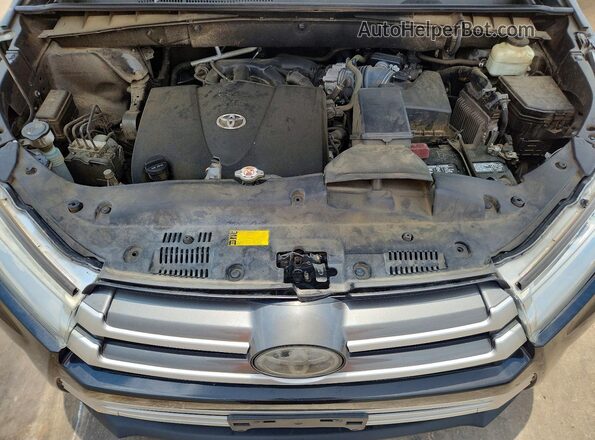 5TDKZRFH8JS531980 2018 TOYOTA HIGHLANDER Black Вид підкапотного простору