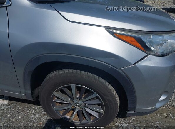 5TDKZRFH9HS521355 2017 TOYOTA HIGHLANDER Silver 