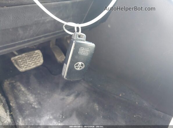 5TDKZRFH9HS521355 2017 TOYOTA HIGHLANDER Silver 