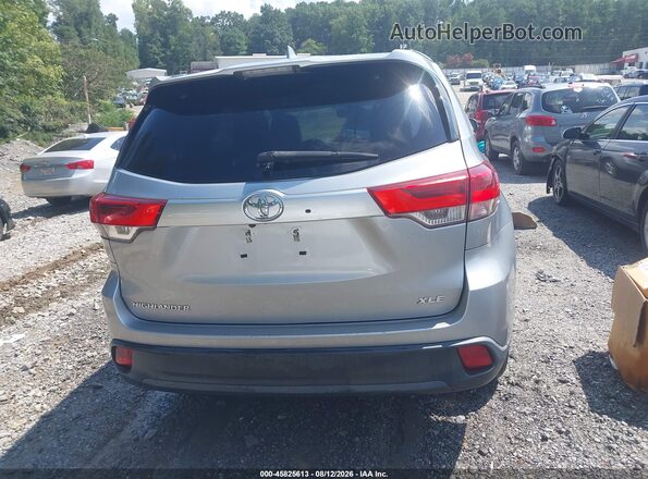 5TDKZRFH9HS521355 2017 TOYOTA HIGHLANDER Silver 