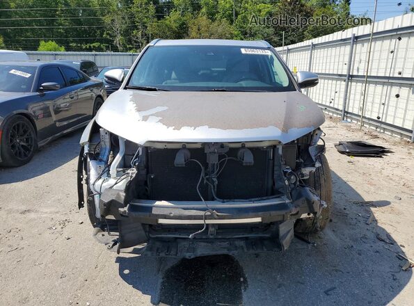 5TDKZRFH9JS527338 2018 TOYOTA HIGHLANDER Серебряный Вид спереди