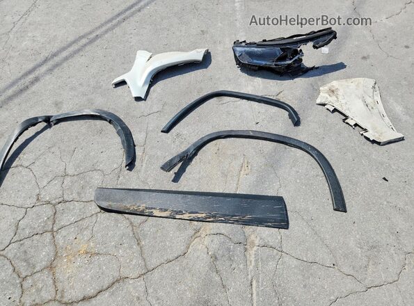 5TDLZRAH1MS059380 2021 TOYOTA HIGHLANDER White Вид наклейки з VIN-кодом