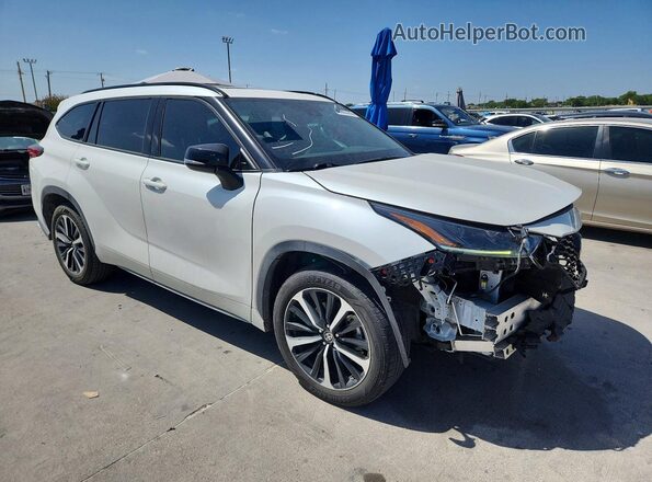 5TDLZRAH4MS036966 2021 TOYOTA HIGHLANDER Белый Передняя правая четверть