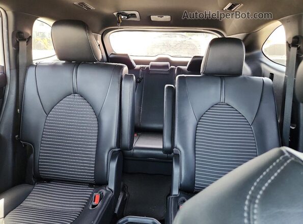 5TDLZRAH4MS036966 2021 TOYOTA HIGHLANDER Белый Вид задних сидений