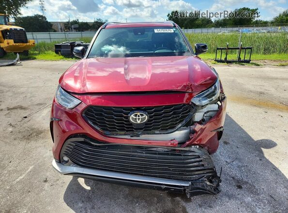 5TDLZRAH4MS067635 2021 TOYOTA HIGHLANDER Красный Вид спереди