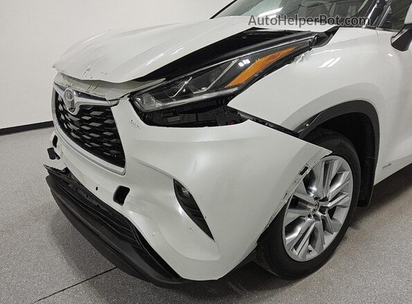 5TDXBRCH6SS672403 2025 TOYOTA HIGHLANDER White 