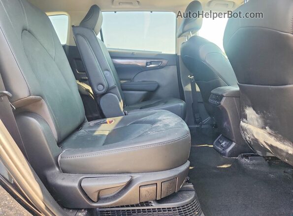 5TDXBRCHXLS010115 2020 TOYOTA HIGHLANDER Black Rear interior view