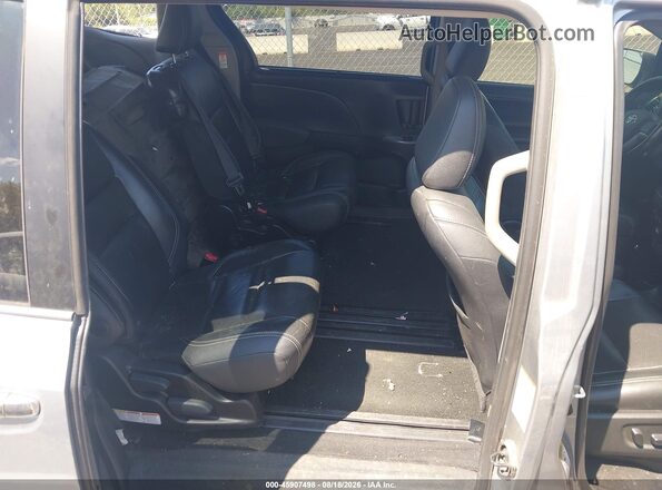5TDXK3DC3GS717675 2016 TOYOTA SIENNA Silver Widok naklejki z numerem VIN