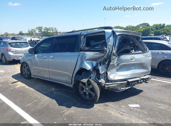 5TDXK3DC3GS717675 2016 TOYOTA SIENNA Silver Widok wnętrza 360 stopni