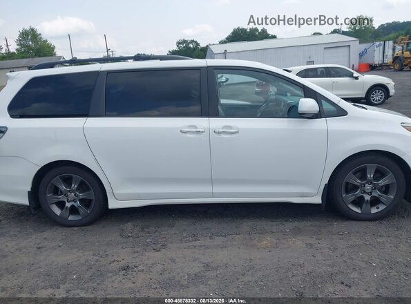 5TDXK3DC7GS763512 2016 TOYOTA SIENNA White Rear interior view