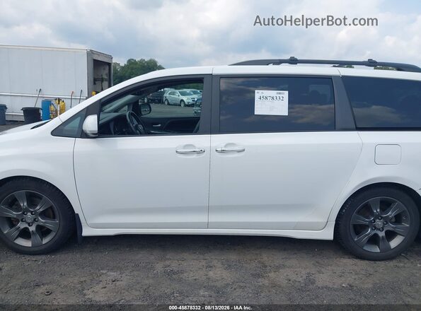 5TDXK3DC7GS763512 2016 TOYOTA SIENNA White 360 interior view