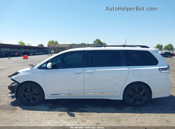 5TDXK3DCXGS710898 2016 TOYOTA SIENNA White Սալոնի 360 աստիճան տեսք