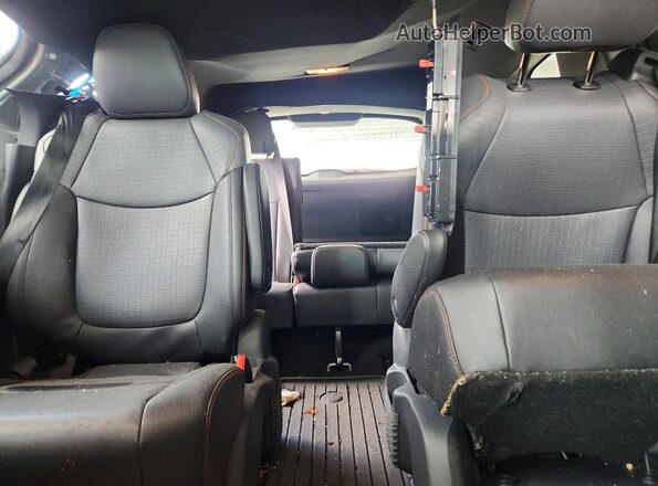 5TDXRKEC1PS170586 2023 TOYOTA SIENNA Silver Հետևի նստատեղերի տեսք