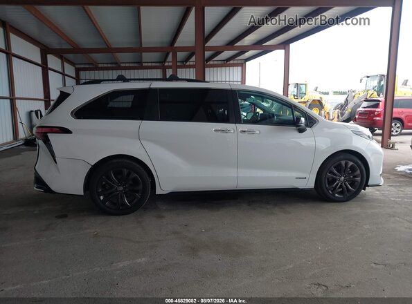 5TDXRKEC4MS007765 2021 TOYOTA SIENNA White Սալոնի հետևի տեսք