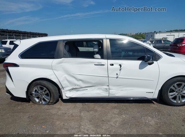5TDXSKFC6MS013232 2021 TOYOTA SIENNA White Widok z przodu