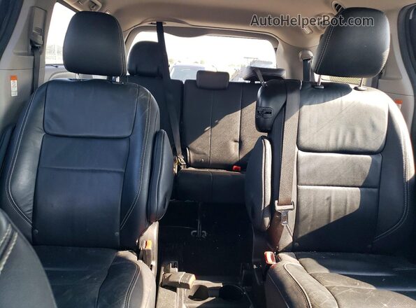 5TDXZ3DC2HS821149 2017 TOYOTA SIENNA White Вид задніх сидінь
