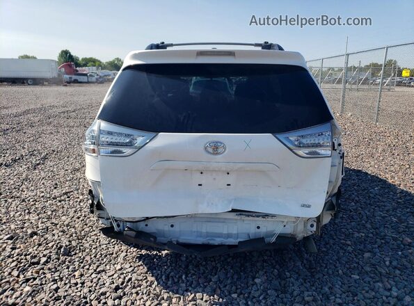 5TDXZ3DC2HS821149 2017 TOYOTA SIENNA White Вид ззаду