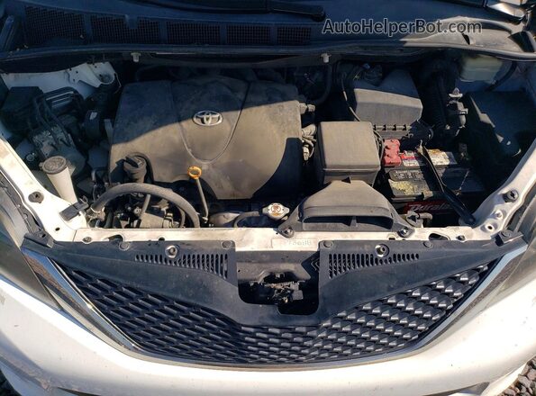 5TDXZ3DC2HS821149 2017 TOYOTA SIENNA White Вид підкапотного простору