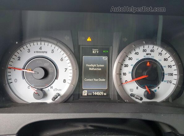 5TDXZ3DC2JS932290 2018 TOYOTA SIENNA Charcoal ხელსაწყოთა პანელის ხედი