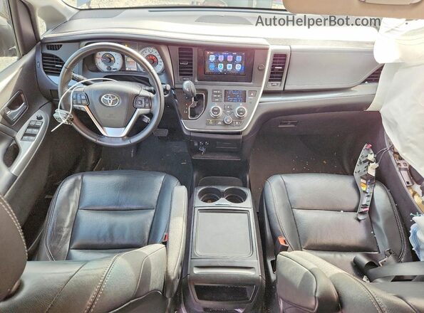 5TDXZ3DC3HS790459 2017 TOYOTA SIENNA Gray Առջևի վահանակի տեսք