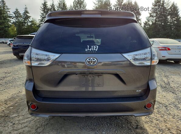 5TDXZ3DC3HS790459 2017 TOYOTA SIENNA Gray Հետևի տեսք