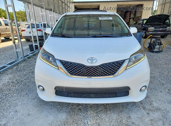 5TDXZ3DC3HS838123 2017 TOYOTA SIENNA White Սալոնի դիմացի տեսք