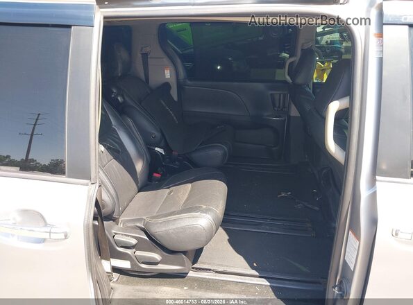5TDXZ3DC5HS873360 2017 TOYOTA SIENNA Silver VIN կոդի պիտակի տեսք