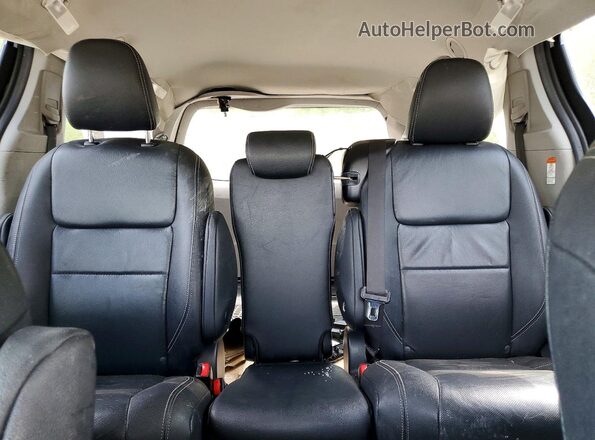 5TDXZ3DC7LS052284 2020 TOYOTA SIENNA White უკანა სავარძლების ხედი