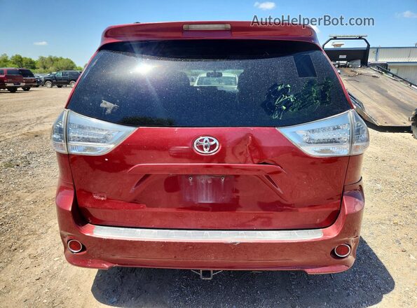 5TDXZ3DC9HS770295 2017 TOYOTA SIENNA Красный Вид сзади