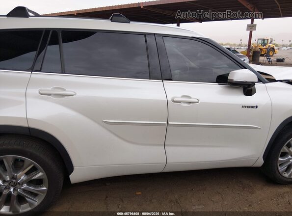 5TDYARAH6LS003009 2020 TOYOTA HIGHLANDER White Вид задньої частини салону