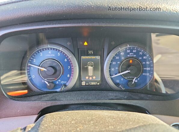 5TDYK3DC0GS761329 2016 TOYOTA SIENNA Серебряный Вид щитка приборов