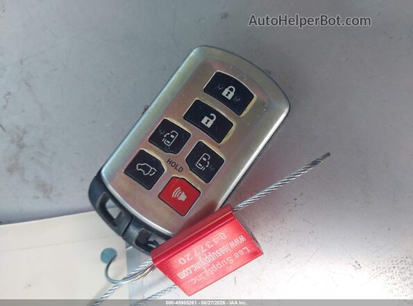 5TDYK3DC2GS746993 2016 TOYOTA SIENNA Gray Вид панелі приладів