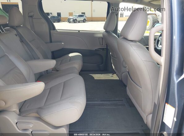 5TDYK3DC6GS744762 2016 TOYOTA SIENNA Blue VIN sticker view