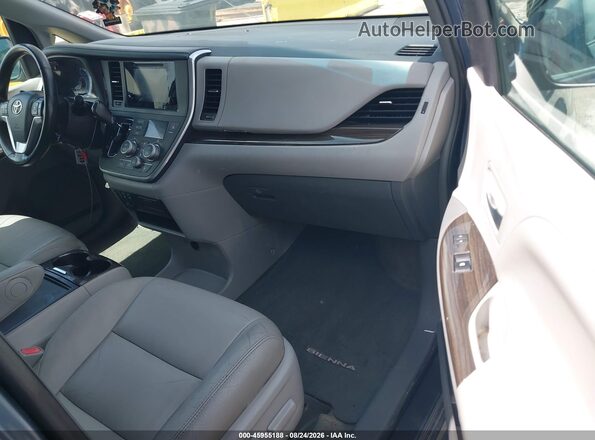 5TDYK3DC6GS744762 2016 TOYOTA SIENNA Blue Front interior view